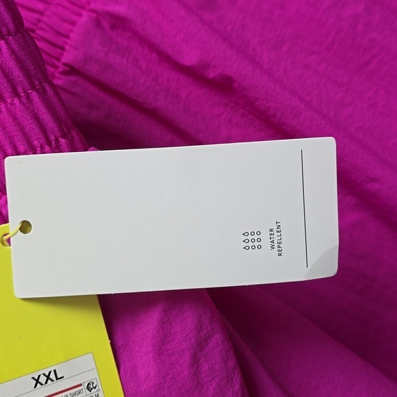 Women's Translucent Tulip Shorts 3.5" | All in Motion | XX Large - Picture 11 of 11